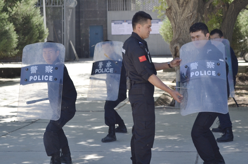 新疆喀什教育矫治局（戒毒所）警戒队强化日常警体训练确保场所安全稳定